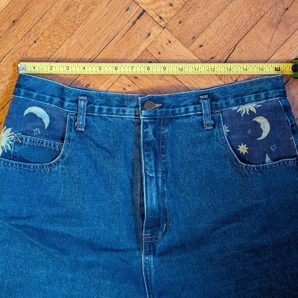 Vintage Not Guilty Celestial Medium Dark Wash Denim High Waisted Shorts - Picture 6 of 8